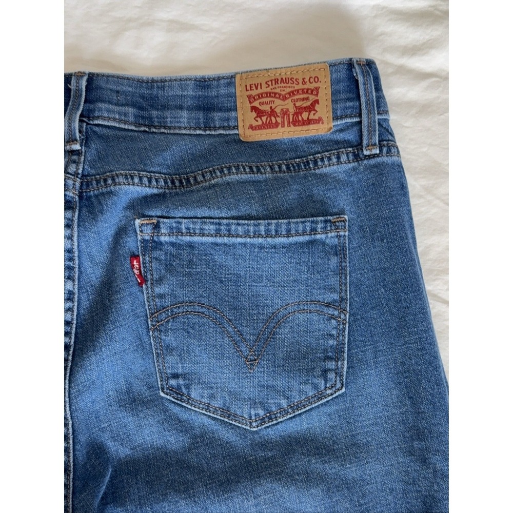 Levi's 525 Perfect Waist Straight Leg Jeans Women's 12 Petite Blue Stretch - Picture 3 of 6
